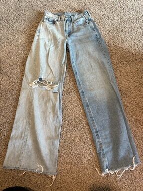 American Eagle Outfitters Light Blue Distressed Wide-Leg Jeans